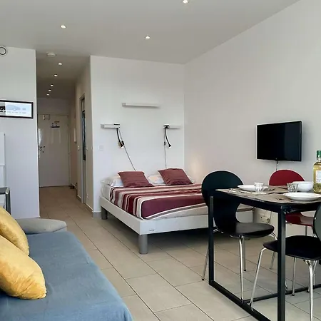 Moderne, 2 Couchages, Climatise Avec Parking A Loubet - Fr-1-252a-19 Villeneuve-Loubet