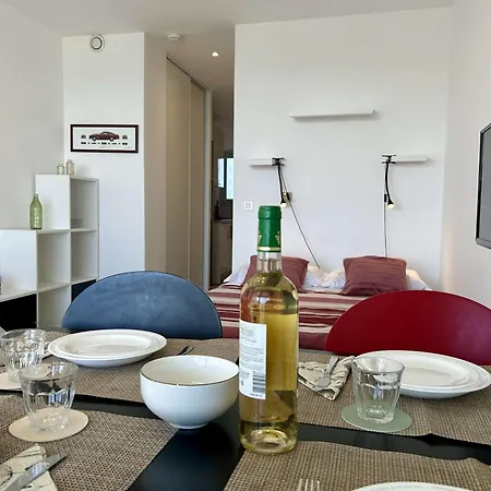 Appartement Moderne, 2 Couchages, Climatise Avec Parking A Loubet - Fr-1-252a-19 *