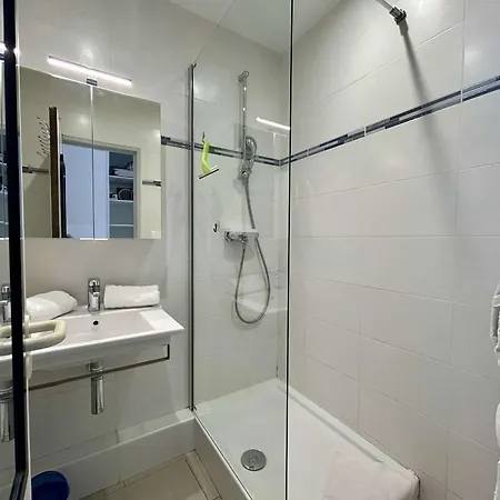 Apartmán Moderne, 2 Couchages, Climatise Avec Parking A Loubet - Fr-1-252a-19 Villeneuve-Loubet